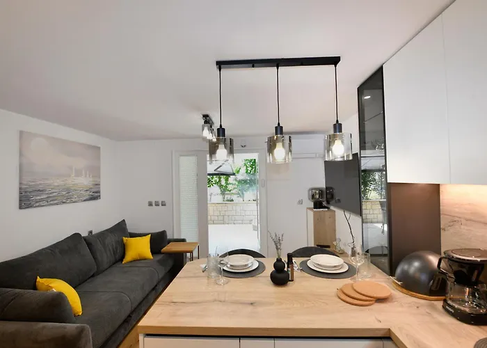 Homar Apartman